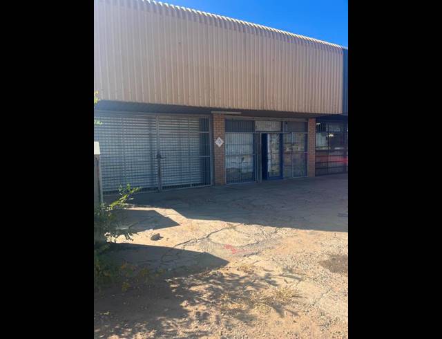 INDUSTRIAL PROPERTY TO RENT IN MAFIKENG CBD